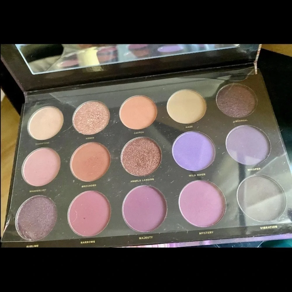 Hipdot Zion 15 eyeshadow‎ palette